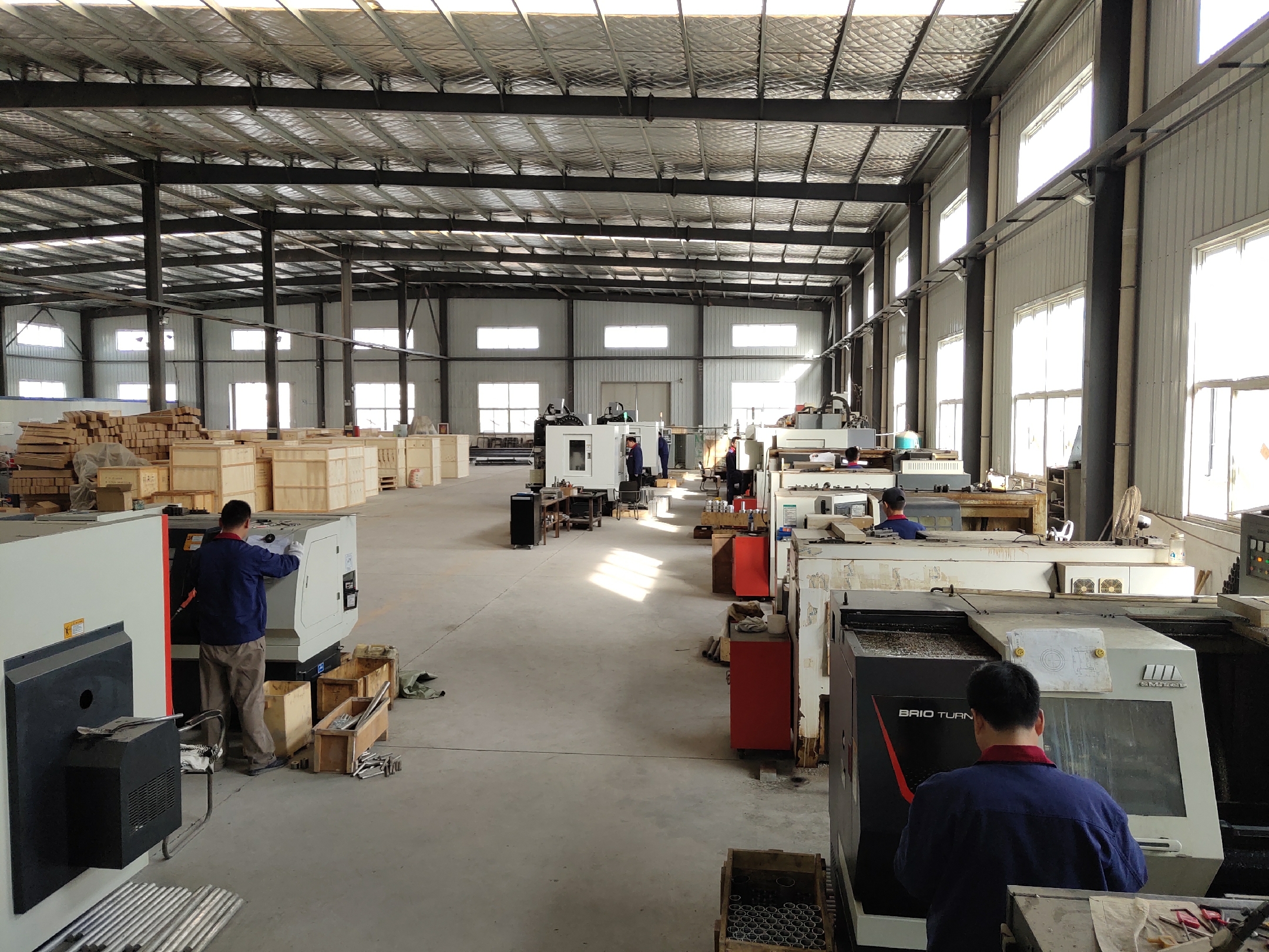 養(yǎng)殖場(chǎng)保溫噴涂聚氨酯噴涂機(jī)廠家(圖1)